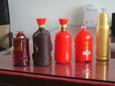 供應(yīng)噴涂酒瓶【13912045688】-中華包裝瓶網(wǎng)-專(zhuān)業(yè)的瓶子、瓶蓋交易網(wǎng)站